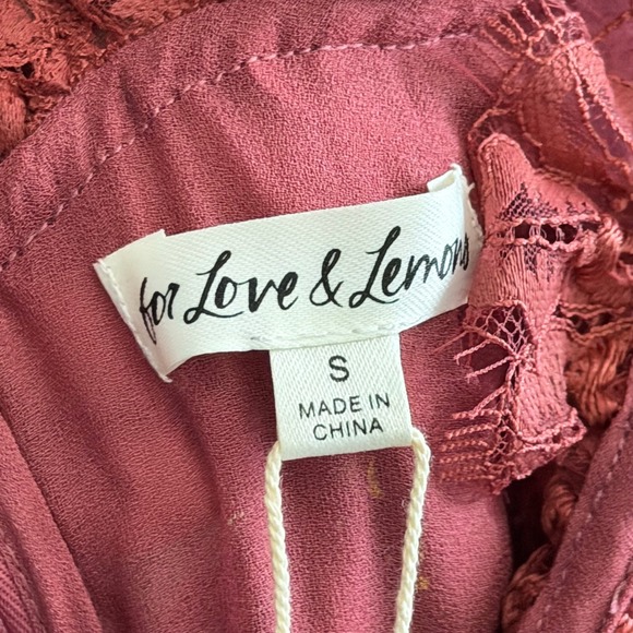 FOR LOVE & LEMONS Holiday Lace Flutter Midi Dress In Mauve Pink Size Small NWT - Picture 9 of 10